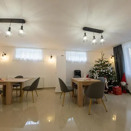 Holiday home Casa Cu Bujori Moeciu De Sus