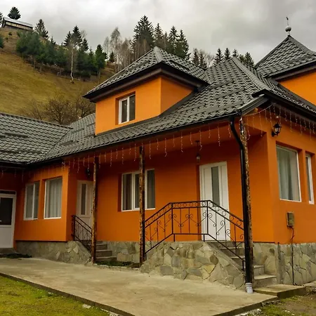 Casa Cu Bujori