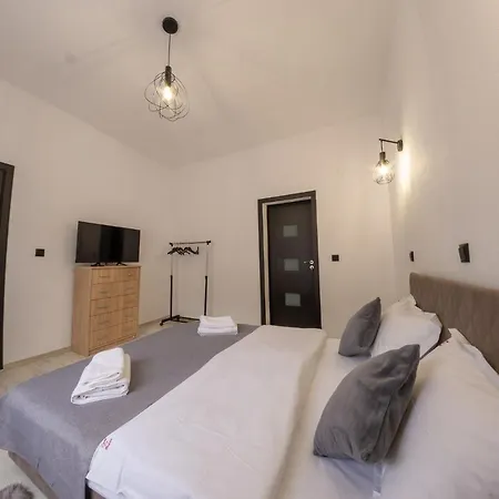 Holiday home Casa Cu Bujori Moeciu De Sus