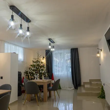 Holiday home Casa Cu Bujori *