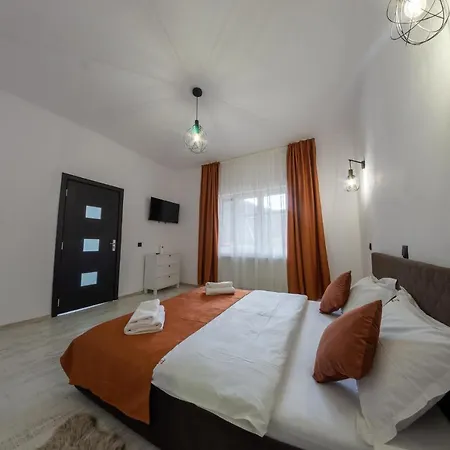 Holiday home Casa Cu Bujori *