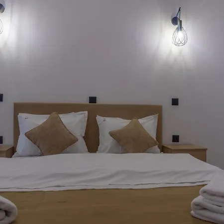 Casa Cu Bujori * Moeciu De Sus